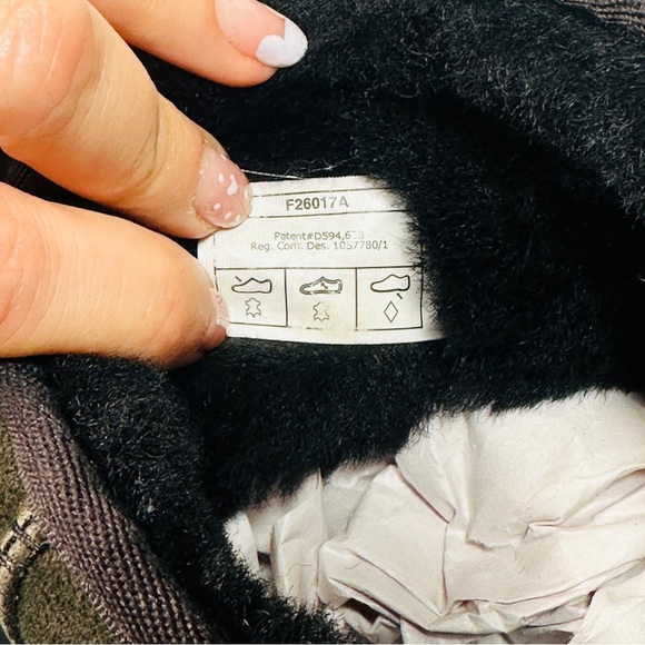 UGG Classic Short II Suede Shearling Boots Black Cozycore Size 8 - Picture 9 of 13